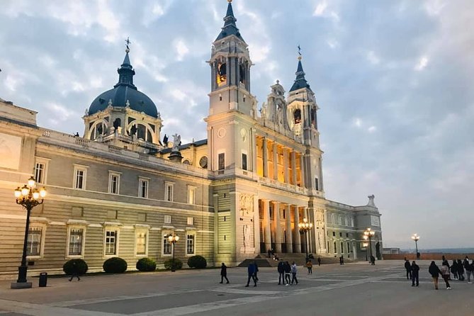 Best of Madrid Guided Tour Including Plaza Mayor, Puerta Del Sol & Royal Palace - Additional Information