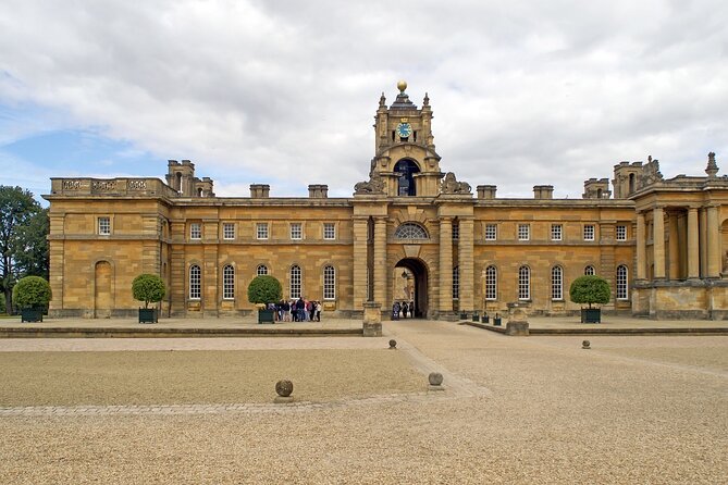 Blenheim Palace and Oxford Private Tour With Pass From London - Complimentary Services