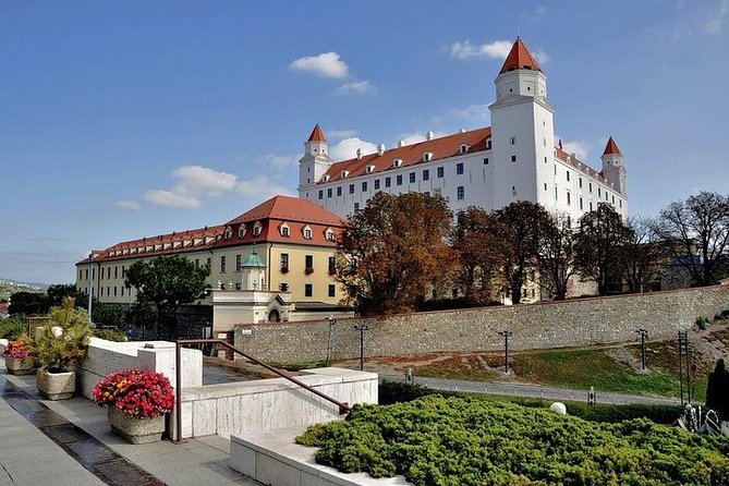 Budapest Private Transfer From or to Bratislava - Price and Cancellation Policy