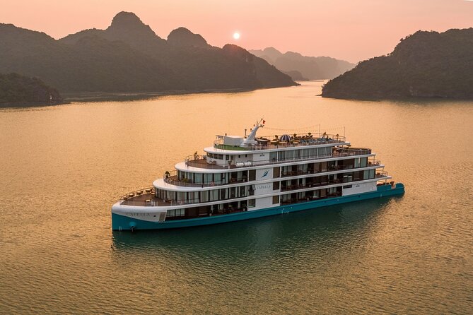 Capella Cruise 3-Day Explore Halong Bay and Lan Ha Bay From Hanoi - Meeting and Pickup Information