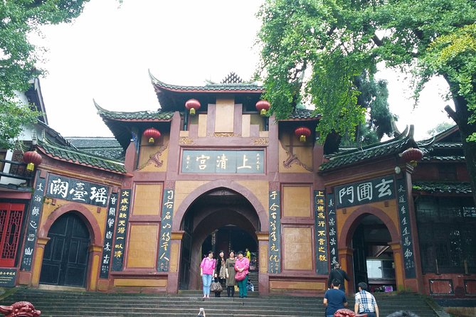 Chengdu Guided Tour of Qingcheng Mountain and Dujiangyan Irrigation - Meal and Refreshment Options