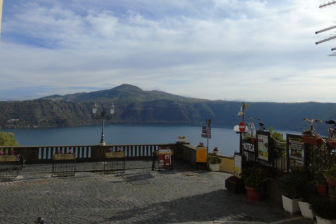 Civitavecchia Shore Excursion : Castelgandolfo Pontifical Villas - The Sum Up