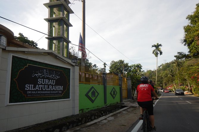 Cultural Riverside Cycling - Whats Included