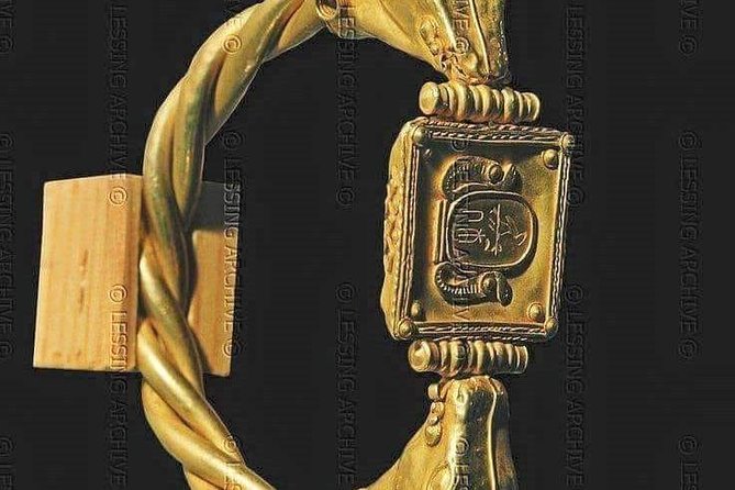 Day In Egypt - Shop in Cairos Bazaars