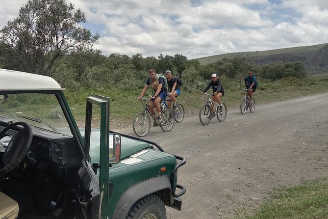 Day Trip Nairobi to Hells Gate National Park and Lake Naivasha - Pickup Logistics