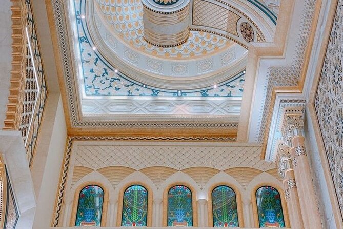 Dubai to Abu Dhabi Grand Mosque and Qasr Al Watan Palace - Pickup Information