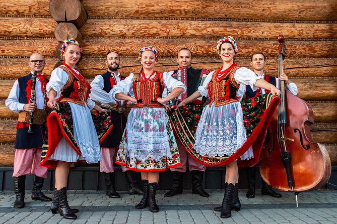 Evening Folk Show, Singing, Dancing and Delicious Food - Location and Pickup Details