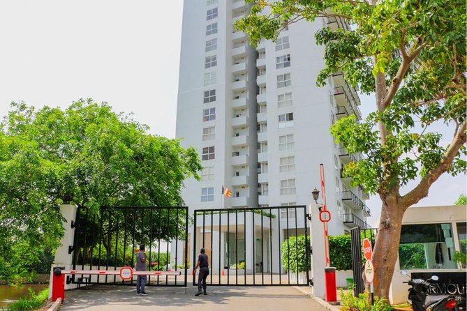 Experience Traditional Sri Lankan Cuisine With a Colombo Local in His Home - About the Host