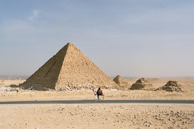 Explore Pyramid of Menkaure The Smallest of the Pyramids of Giza - Directions