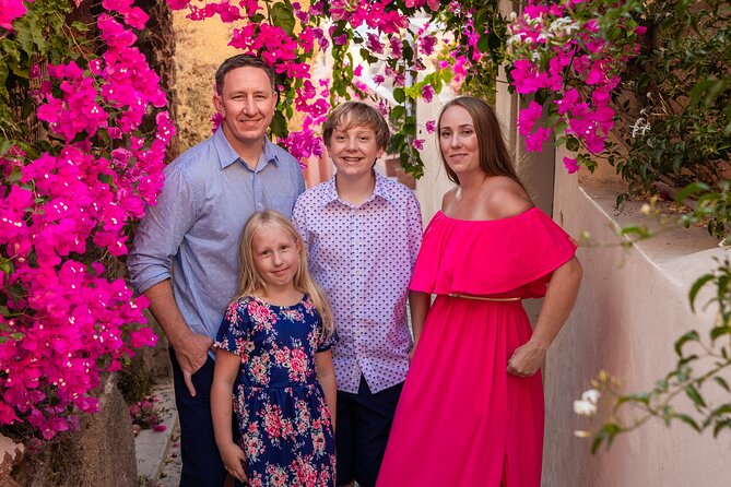 Family and Couples Photographer in Santorini - Accessibility Information