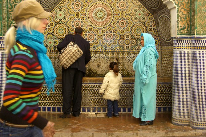 Four Days in Fez - Day Trips and Excursions Around Fez - Leisure Time: Spa Day or Shopping in Fez