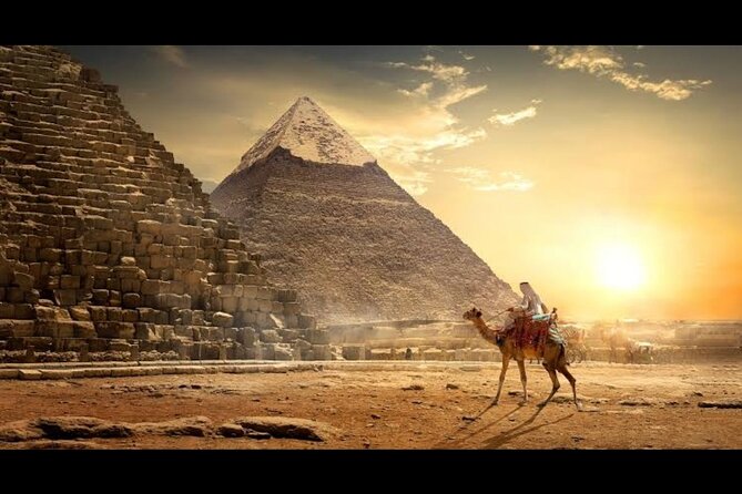 From Cairo: Giza Pyramids, Sphinx, Saqqara, Dahshur & Lunch - Lunch Experience