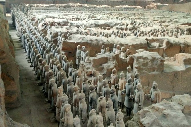 From Xian: Terracotta Army and City Wall Tour With Airport Transfer - Chinese Lunch Inclusions