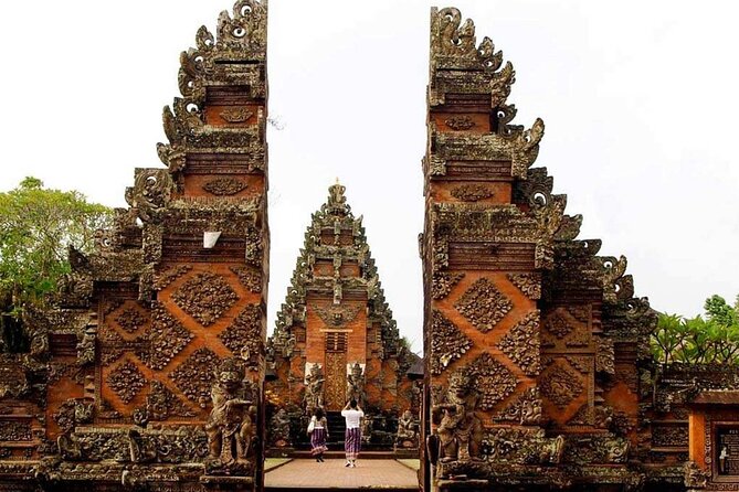 Full Day Bali Culture Nature And Art Tour - Lunch and Refreshment Breaks