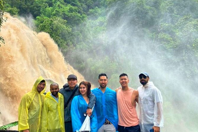 Full-Day Doi Inthanon National Park Tour With Trek and Pagodas - Lunch and Refreshments