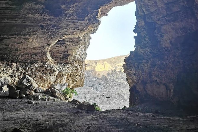 Full Day Private Guided Hiking Tour of Salalah Teeq Cave - Booking Price and Variations