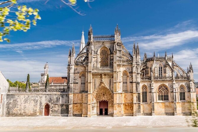 Full-Day Private Tour Fatima, Batalha, and Obidos - Additional Details