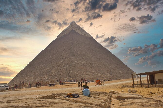 Giza Pyramids and Sphinx Day Tour - Meeting and Pickup Details