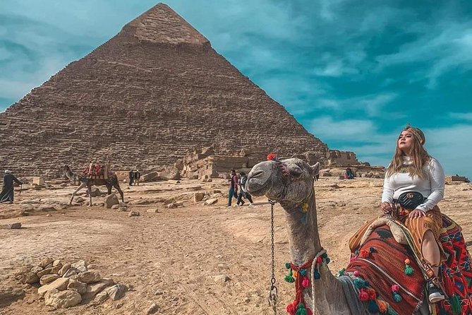 Giza Pyramids by Camel - Reservation Process