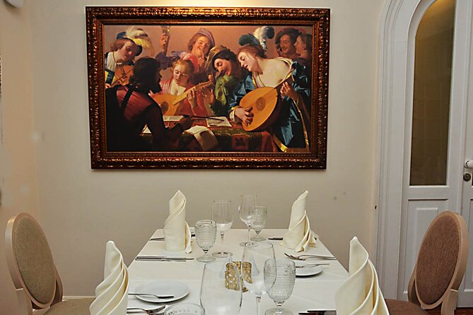 Gourmet Wine & Food Tour Dinner in Funchal - The Sum Up