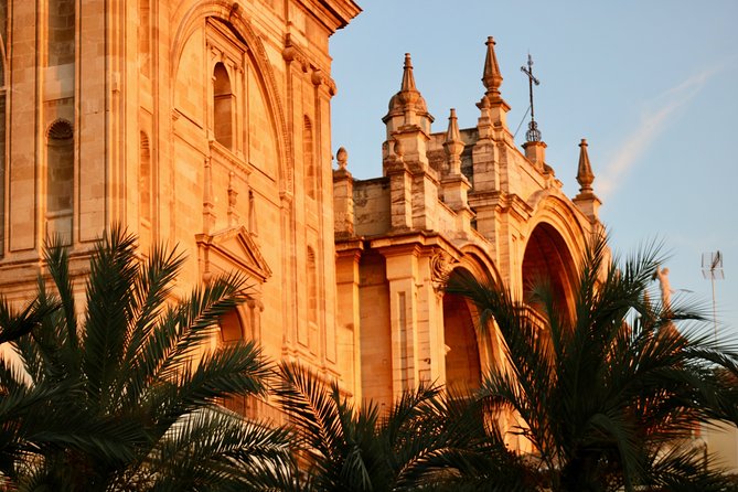 Granada: Albaicin and Sacromonte Sunset Tour - by Oh My Good Guide! - Cancellation Policy Details