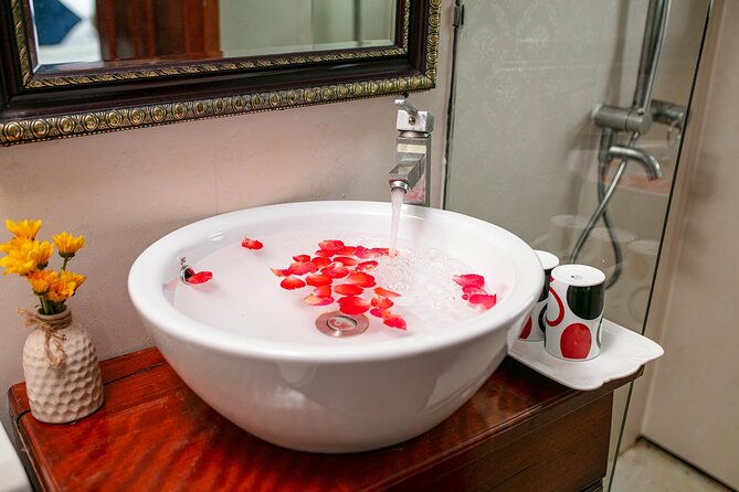 HA LONG BAY 2 DAYS 1 NIGHT - FANTASEA CRUISE 3-star - Booking Details