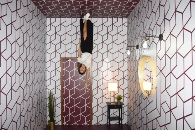 Half Day Dubai City Tour & Amazing Museum Of Illusion Ticket - What To Expect