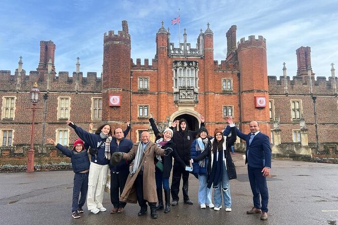 Hampton Court Palace Private Tour With Skip the Line Entry - The Sum Up