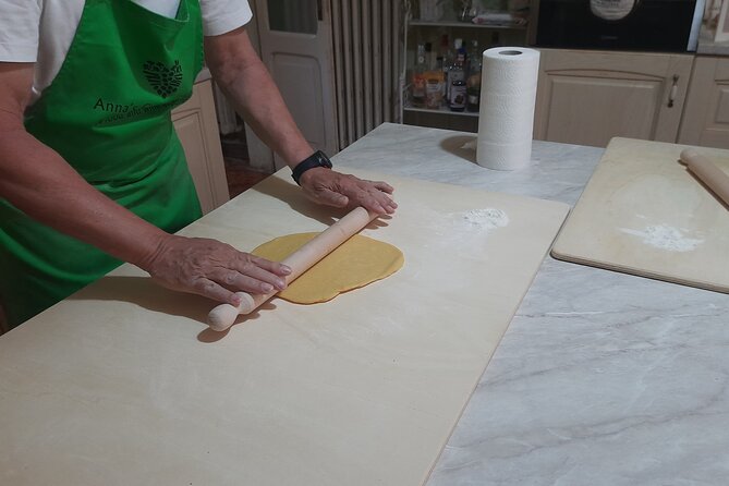 Hand on Cooking Class at the Famhouse Near Garda Lake - Cancellation Policy and Directions