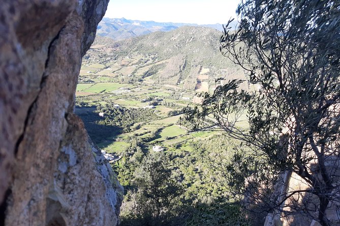 Hike to Discover the Fairies Houses - Reservation Process