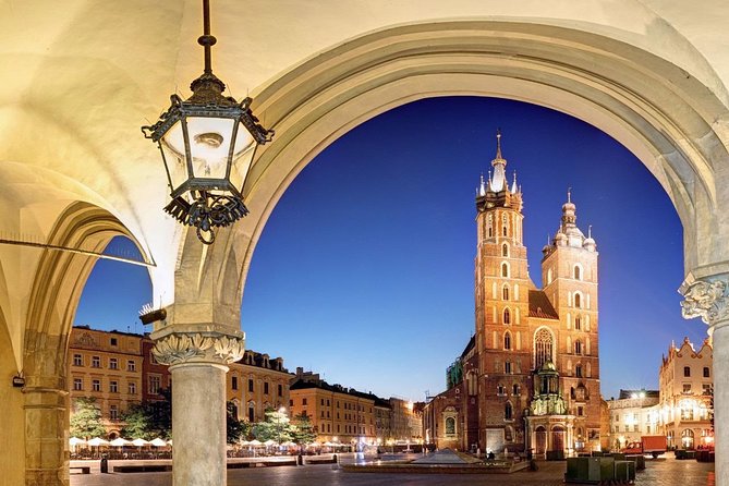 Krakow Airport Transfers : Krakow Airport KRK to Krakow City in Business Car - Price and Reservation