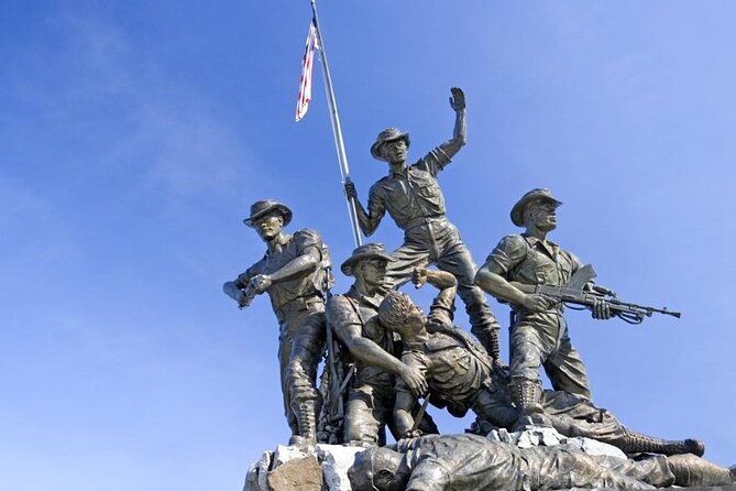 Kuala Lumpur Tour: Petronas Twin Towers Observe Deck & Batu Caves - The Sum Up