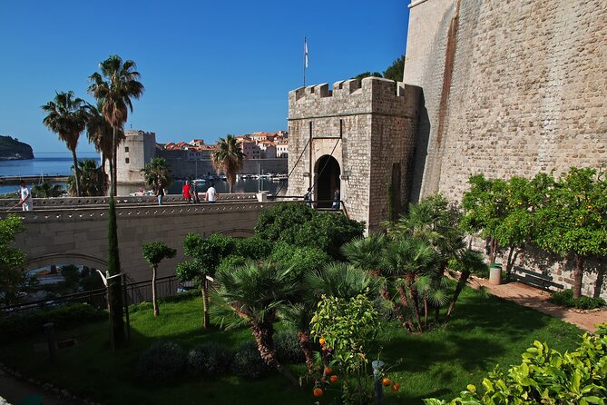 Layover in Dubrovnik a Private Tour With Local: Old Town & Game of Thrones Tour - Booking Information