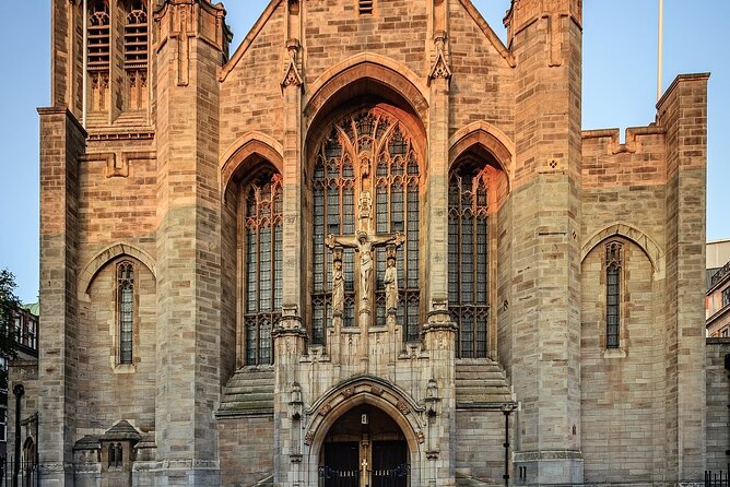 Leeds Quest: Self Guided City Walk & Immersive Treasure Hunt - Detailed Directions