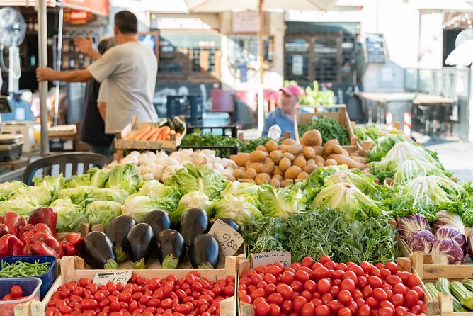Local Market Visit and Dining Experience at a Locals Home in Parma - Menu Showcase: From Starters to Desserts