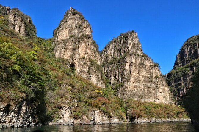 Longqing Gorge & Juyongguan Wall Private Round Trip Smart Driver - Booking Confirmation and Process