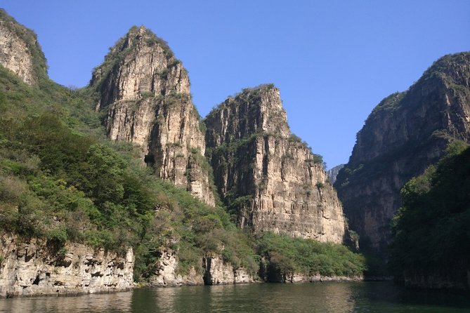 Longqingxia Gorge Boat Ride Tour With Private Tour Guide - Cancellation Policy and Weather Conditions