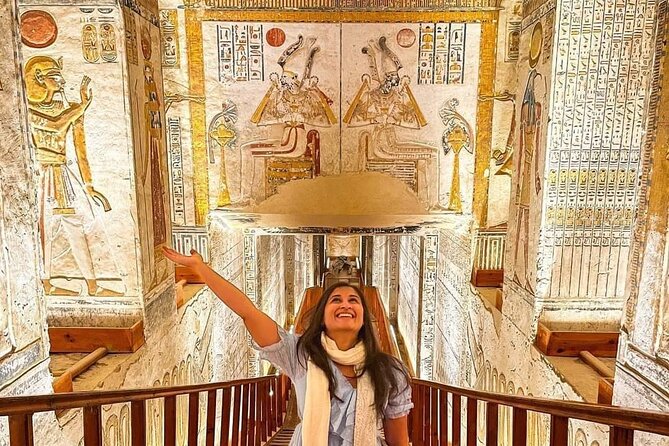 Luxor Private Guided Day Tour by Plane From Sharm El Sheikh - Qualified Tour Guide