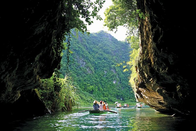 Luxury 1 Day Tour Trang An Boat and Hoa Lu Ancient Capital - Directions