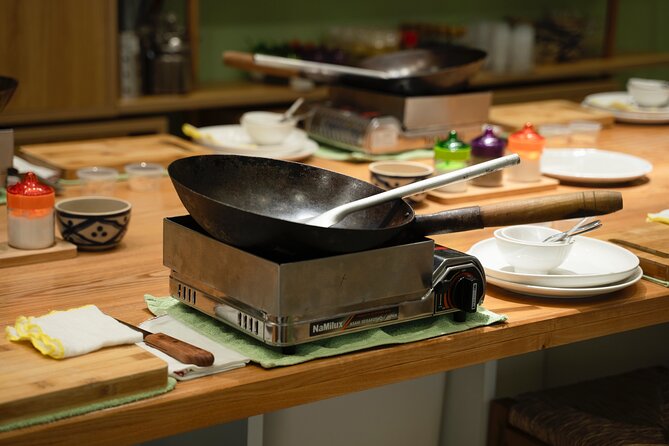 M.O.M Cooking Class in Saigon With Local Market - Pricing and Reservation Details