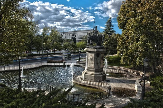 Madrid Private Walking Tour of Thyssen and Reina Sofia Museums - Pricing and Booking Information