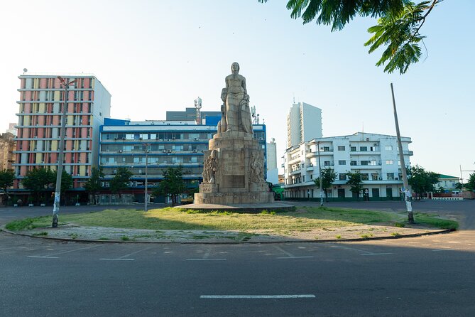 Maputo Downtown Walking Tour - What to Bring