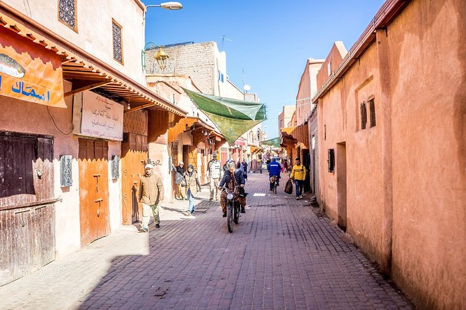 Marrakesh Day Trip From Casablanca With Moroccan Lunch and Camel Ride - Transport Details