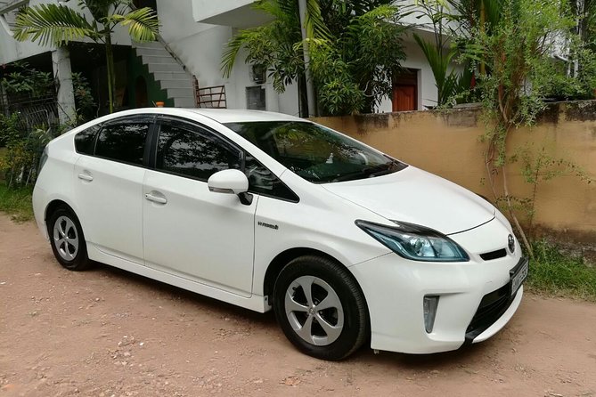Minneriya City to Colombo Airport (CMB) Private Transfer - Frequently Asked Questions