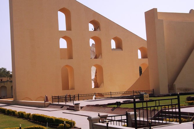 Most Recommended Golden Triangle Tour 4 Nights/5 Days - Start Time and Locations