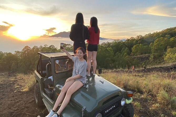Mount Batu Sunrise by Jeep 4WD + Black Lava + Natural Hotspring - Itinerary Overview