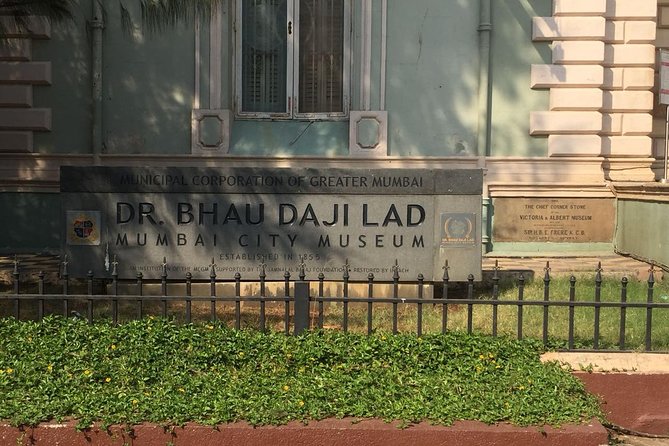 Mumbai Through Its Museums With Guide and Lunch - Mumbais History at Dr. Bhau Daji Lad Museum