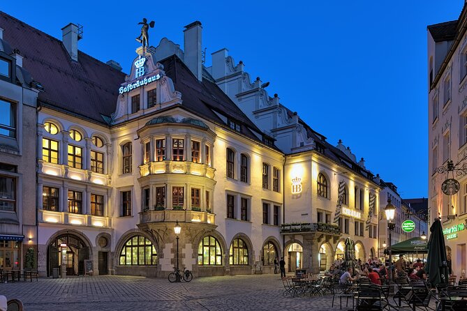 Munich by Yourself (4-8hs) With English Chauffeur by Luxury Car - Meeting and Pickup Details