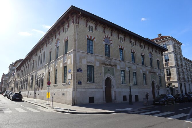 Paris Latin Quarter Private Walking Tour With an Historian - Directions and Accessibility