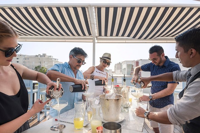 Participative Cocktail Class by Hotel B - Booking Process